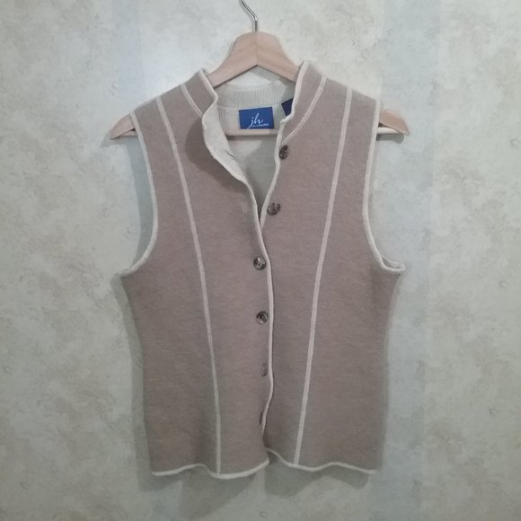 J.H collectibles camel vest size M 89% wool (AE9) - Picture 1 of 4